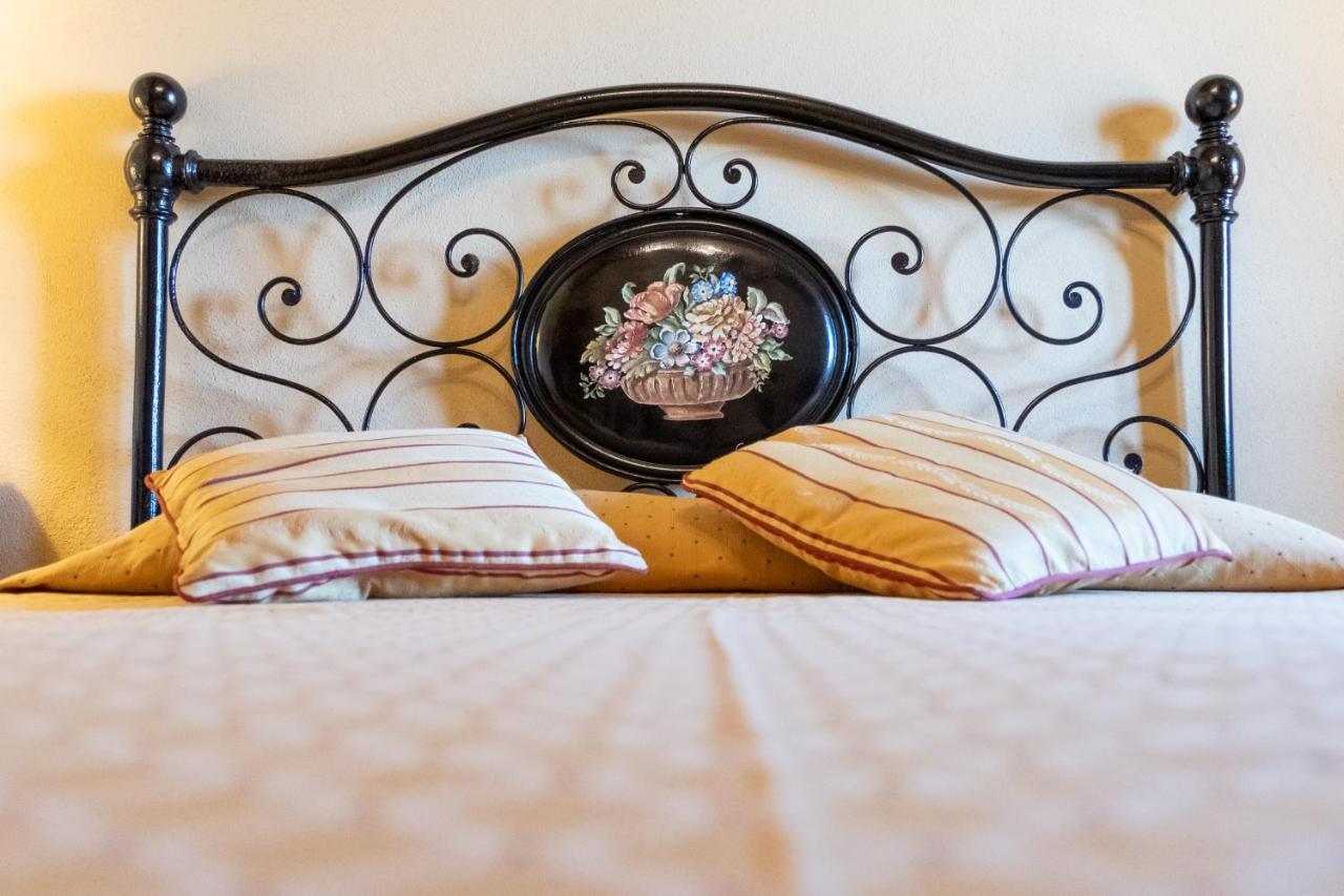 Agriturismo Cima Alla Serra Buti Kültér fotó